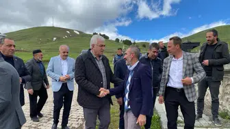 AK Parti Erzurum Milletvekili Mehmet Emin Öz, Narman’da Vatandaşlarla Buluştu