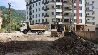 Arhavi’de Park Rezidans Çevresinde Yol Çalışmaları Başladı