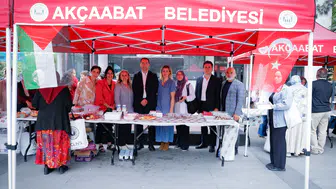 Akçaabat’ta Gazze İçin Dayanışma: Küçük Bir Destek, Büyük Bir Umut Hayır Çarşısına Yoğun İlgi