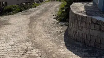 Oltu Belediyesi Güryaprak Mahallesi’nde Kilit Parke Çalışmalarını İnceledi