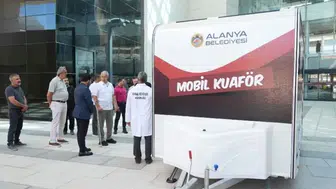 Özçelik: Alanya Belediyesi Mobil Kuaför Aracı hizmete başladı
