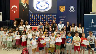 İzmir'de Miniklere Afet Bilinci Kazandıran Eğitim Programı Düzenlendi