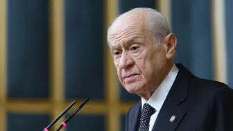Bahçeli'den CHP'ye Uyarı: Hukuki Süreç, Kalabalıkların Sesiyle Değil, Kural ve İlkelerle Yürütülmeli