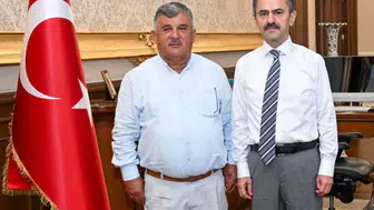 Kandıra Ağaçağıl Mahallesi Muhtarı Şentürk'ten, Kocaeli Valisi Aktaş'a ziyaret