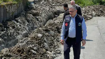 Kalkandere Belediye Başkanı Mehmet Yılmaz Devam Eden Çalışmaları Yerinde İnceledi