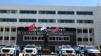 Antalya'da 4 bin 322 sahte parfüme el konuldu
