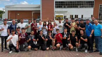 Trabzonlu Sporculardan Türkiye Kick Boks Şampiyonası'nda Büyük Başarı
