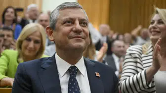 CHP'de Para Krizi: Özgür Özel ve Ekibi TBMM'deki Parti Kaynaklarını Tüketiyor!