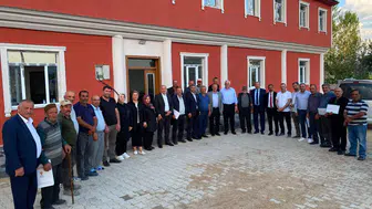 AK Parti Heyeti Aziziye'de Mahalle Mahalle Vatandaşlarla Buluştu