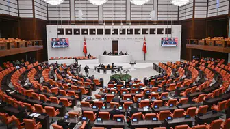 TBMM'de sandalye dağılımı sil baştan! CHP 5'inci sıraya geriledi