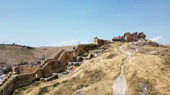 Bayburt Kalesi: Türkiye'nin Üçüncü En Büyük Kalesinin Bilinmeyen Yüzleri!