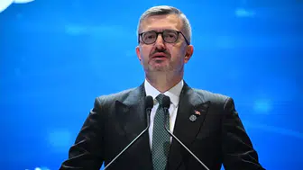 "İletişim Şurası'ndan Önemli Vurgular: Duran, Türkiye'nin Hakikatin Sesi Olmayı Sürdüreceğini Açıkladı"