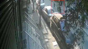 5 Yaşındaki Çocuğa Motosiklet Çarptı: Korkunç Anlar Güvenlik Kamerasında Kaydedildi