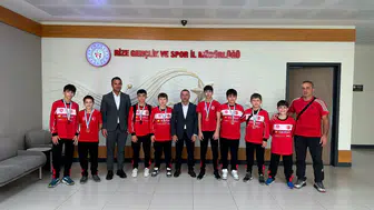Şampiyon Pehlivanlardan İl Müdürü Ramazan Öztürk’e Ziyaret