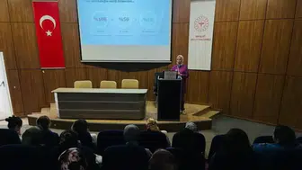 Bayburt Devlet Hastanesi’nde Anne Sütü ve Emzirmenin Önemi Anlatıldı