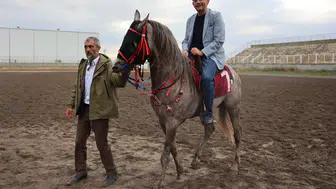 Erzurum’da Atlı Cirit Heyecanı Yaşandı