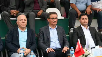 Tortum’da 600 Güreşçi Er Meydanına Çıktı: Altın Kemer İçin Kıyasıya Mücadele