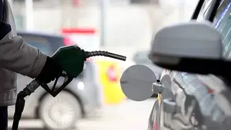 Benzine cumartesi zam geliyor
