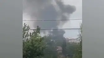 Arnavutköy'de Çatıda Yangın Paniği: İtfaiye Ekibi Hızla Müdahale Etti
