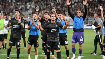 Beşiktaş, Dolmabahçe'de Hradec Kralove ile Büyük Maç İçin Hazır!