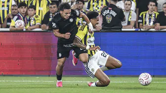 Fenerbahçe'den son dakika duyurusu: Oosterwolde'nin arka kasında yırtık tespit edildi!