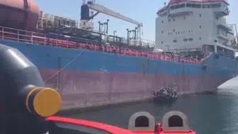 Yalova'da makine arızası yapan tanker kurtarıldı