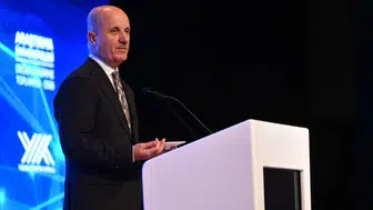 Özvar: Üniversite hastaneleri insan yetiştirme işlevlerini bir arada yürütüyor