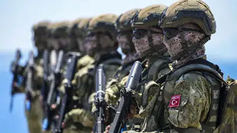 Yunan basınından çarpıcı itiraf: Türkiye süper güçleri solladı