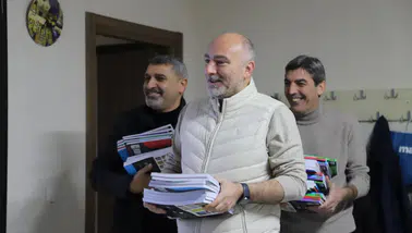 Hopa'da öğrencilere kitap desteği: Eğitimde fırsat eşitliği vurgusu yapıldı