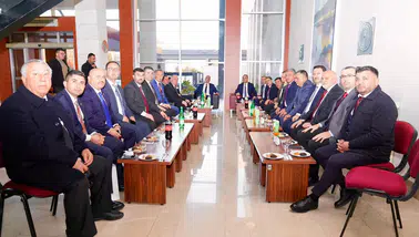 Türkiye ve Azerbaycan Ekonomi İlişkileri İçin Tarihi Toplantı Gerçekleşti