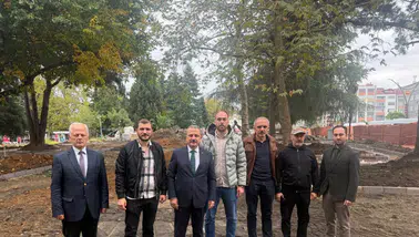 Vakfıkebir Belediye Parkı Yenileniyor: Çalışmalar Yerinde İncelendi