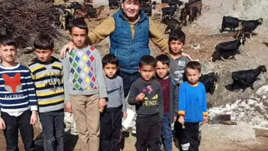 Hasan Yıldız anısına Çocuklar Üşümesin kampanyası Aladağ’da