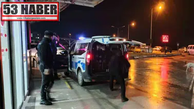 Bafra'da Grup Kavgası: 3 Yaralı, 2 Şüpheli Gözaltında