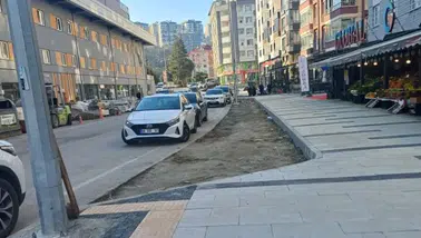 Yomra’da Yol Bakım ve Onarım Çalışmaları Hız Kesmeden Sürüyor