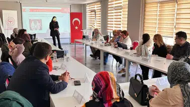 Trabzon’da Sağlık Personeline Aile İçi İletişim Eğitimi Verildi
