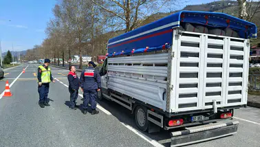 Ortahisar’da Hayvan Hastalıklarına Karşı Yol Kontrolleri Sürüyor