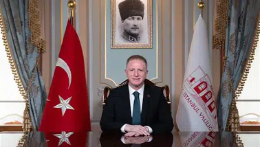 Vali Gül, Türk Kızılay'a Kurban Bağışında Bulundu