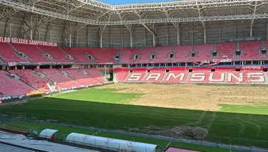 Samsunspor'un stadının zeminine ısıtma ve soğutma tesisatı döşeniyor