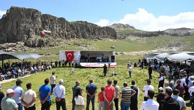 Malatya'da Geleneksel Yayla Şenlikleri: Renkli Görüntüler ve Heyecan Dolu Anlar Yaşandı