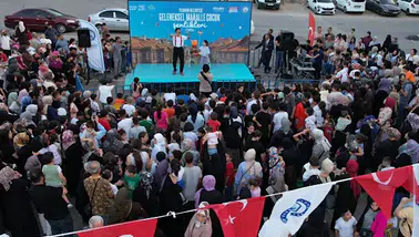 Yıldırım'da Neşeli Atmosfer: 'Geleneksel Mahalle Çocuk Şenlikleri' Kapılarını Açtı!
