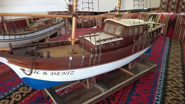 Bursa'da asırlık denizcilik mirası el emeğiyle yeniden hayat buluyor