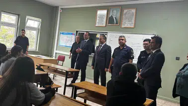 Beşikdüzü’nde Okul Güvenliği ve Mesleki Eğitim İçin Ziyaret