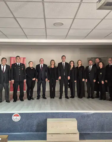 Beşikdüzü’nde 10 Kasım Atatürk’ü Anma Programı Düzenlendi