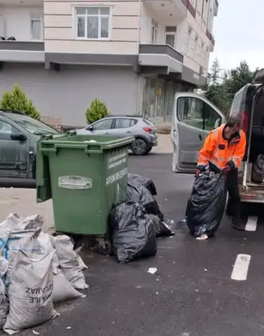 Arsin Belediyesi’nden İlçe Genelinde Yoğun Temizlik Seferberliği