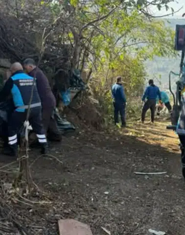 Ortahisar Belediyesi’nden 3 Ayrı Evde Çöp Temizliği: Tonlarca Atık Bertaraf Edildi