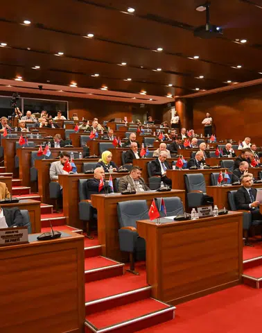 Trabzon’da Toplu Taşıma Ücretlerine Yüzde 25 Zam: Dolmuş 40 TL, Otobüs 35 TL Oldu