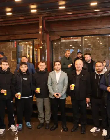 Arhavi’de Sabah Namazı Buluşmasında Gönüller Bir Araya Geldi
