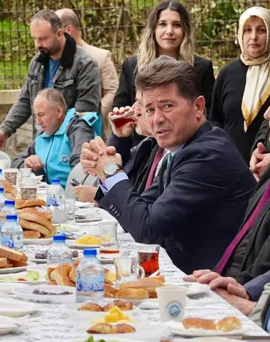 Ortahisar Belediyesi Çalışanlarıyla Kahvaltı Programında Buluştu
