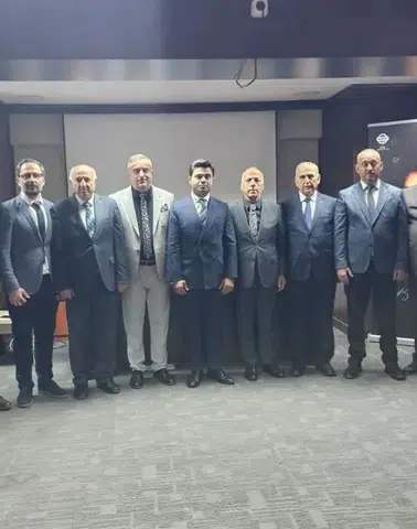 Osman Akyürek, Artvin Ticaret Borsası'nın başkanlığına yeniden seçildi!