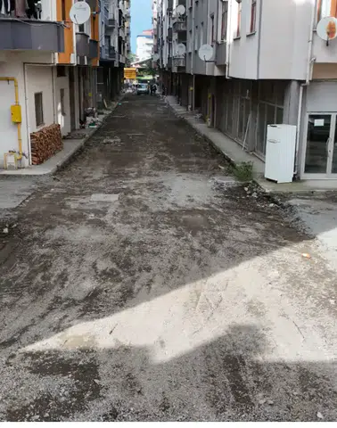 Arhavi Musazade Mahallesi 57. Alay Sokak’ta Yol Düzenleme Çalışmaları Devam Ediyor